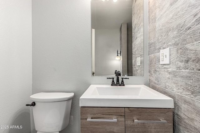 725 S Power Rd Unit 101, Mesa, AZ 85206 - half bath featuring vanity and toilet