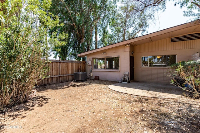 725 S Power Rd Unit 101, Mesa, AZ 85206 - view of yard with a patio area