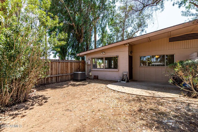 725 S Power Rd Unit 101, Mesa, AZ 85206 - view of yard with a patio area