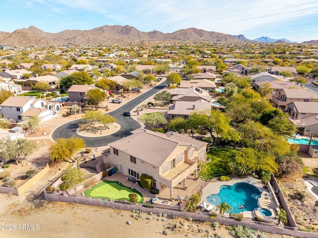 bird's eye view featuring a mountain view