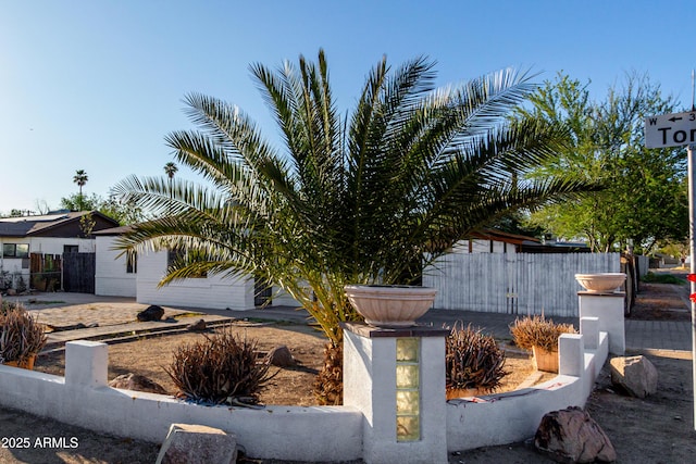 3402 W Tonto St W, Phoenix, AZ 85009 - view of front of home