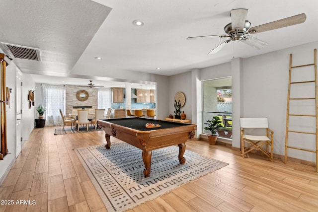 14802 N 3rd Ave, Phoenix, AZ 85023 - playroom featuring visible vents, baseboards, ceiling fan, billiards, and light wood-style flooring