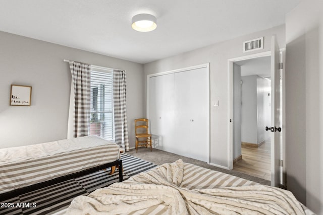14802 N 3rd Ave, Phoenix, AZ 85023 - bedroom featuring visible vents, baseboards, and a closet