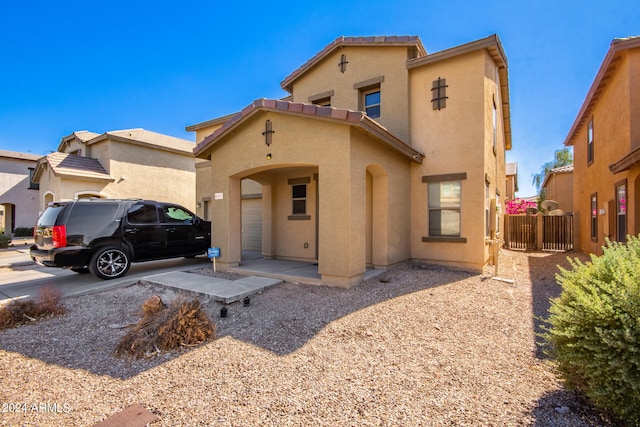 view of front of property