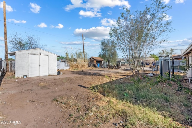 4441 S 8th St, Phoenix, AZ 85040 - view of yard
