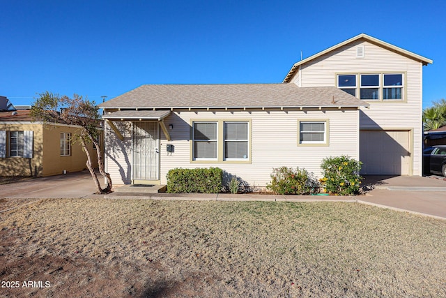 view of front of house featuring a garage