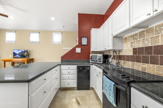 4371 E Savannah Cir, Flagstaff, AZ 86004 - kitchen featuring black appliances, a peninsula, decorative backsplash, and white cabinetry