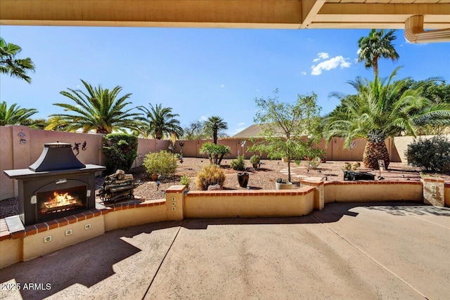 view of patio featuring a fenced backyard