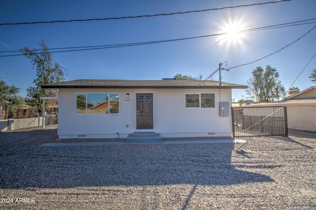 view of front of property