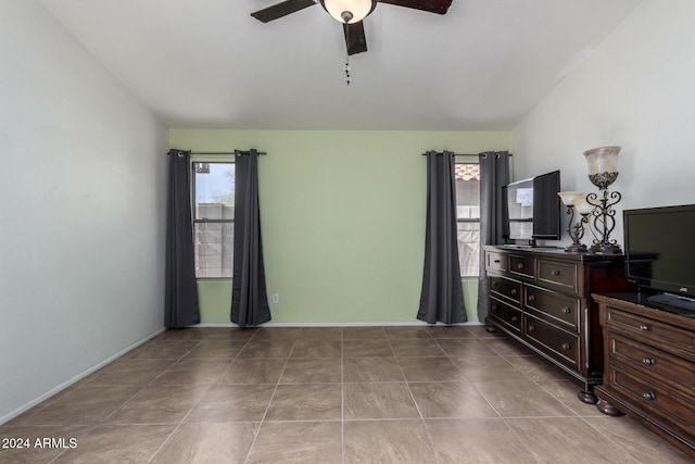 bedroom featuring ceiling fan