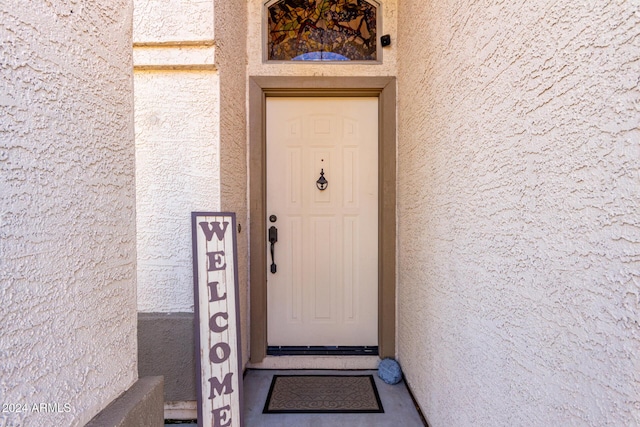 view of entrance to property