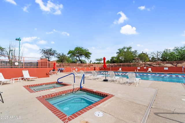 6145 E Snowdon St, Mesa, AZ 85215 - community pool with a community hot tub and a patio