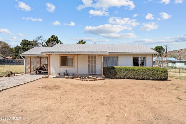 22450 S Luna Way, Yarnell, AZ 85362 - view of front of property with fence