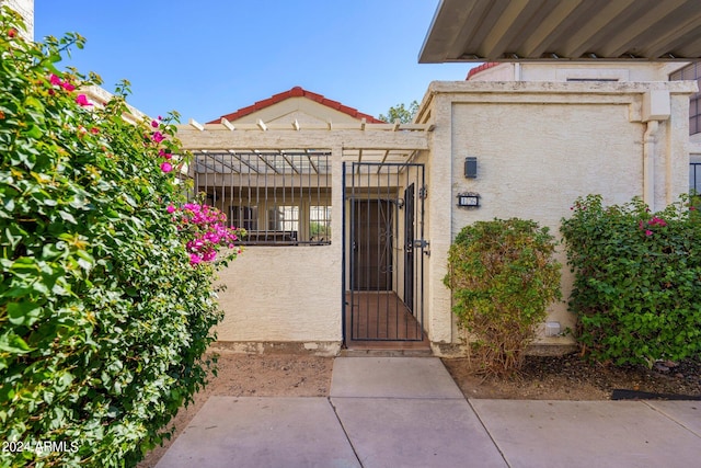 view of entrance to property