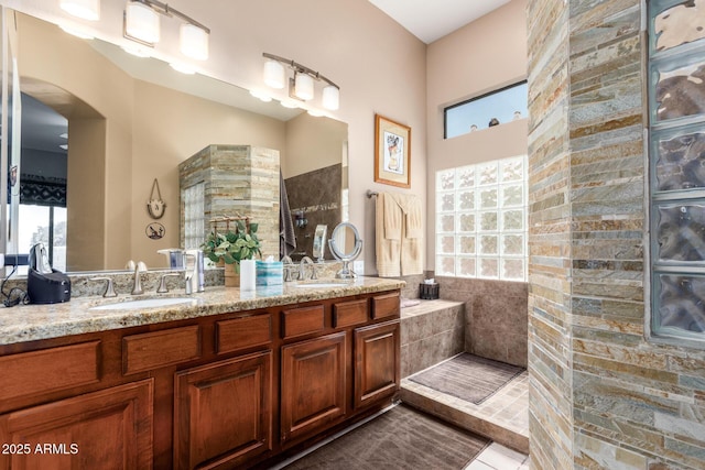 22026 N 44th Pl, Phoenix, AZ 85050 - full bath featuring a wealth of natural light, walk in shower, and a sink