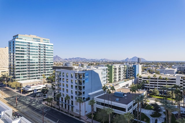 bird's eye view featuring a mountain view