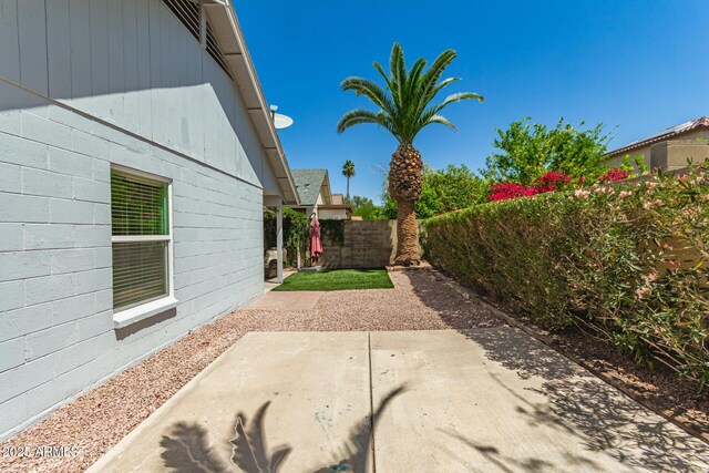 18219 N 19th St, Phoenix, AZ 85022 - view of patio with a fenced backyard