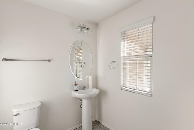 1255 N Banning, Mesa, AZ 85205 - half bath with toilet and baseboards