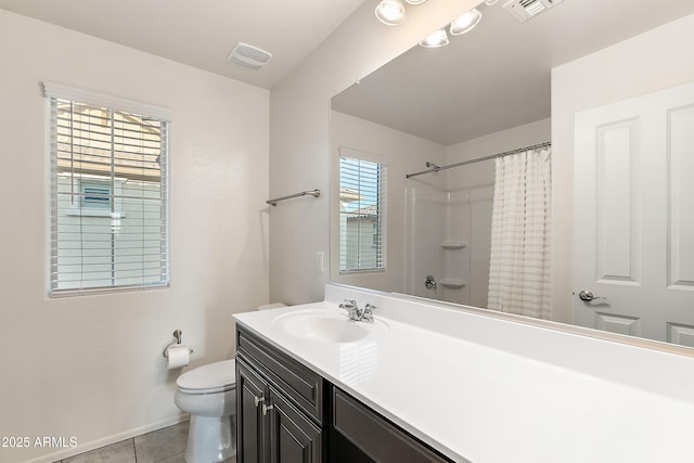 1255 N Banning, Mesa, AZ 85205 - bathroom with tile patterned floors, toilet, visible vents, and a shower with curtain
