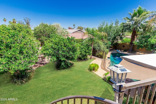 12837 N 68th St, Scottsdale, AZ 85254 - view of yard with a patio area