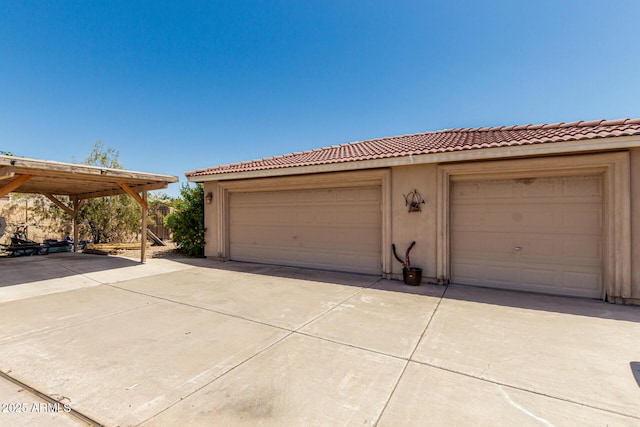 12837 N 68th St, Scottsdale, AZ 85254 - view of garage