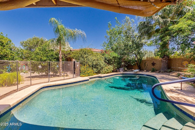 12837 N 68th St, Scottsdale, AZ 85254 - view of pool featuring a fenced backyard