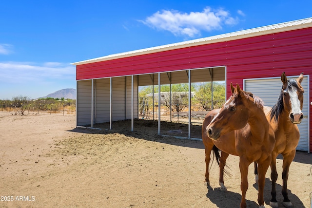 8730 E Barataria Blvd, Sierra Vista, AZ 85650 - stable featuring a mountain view