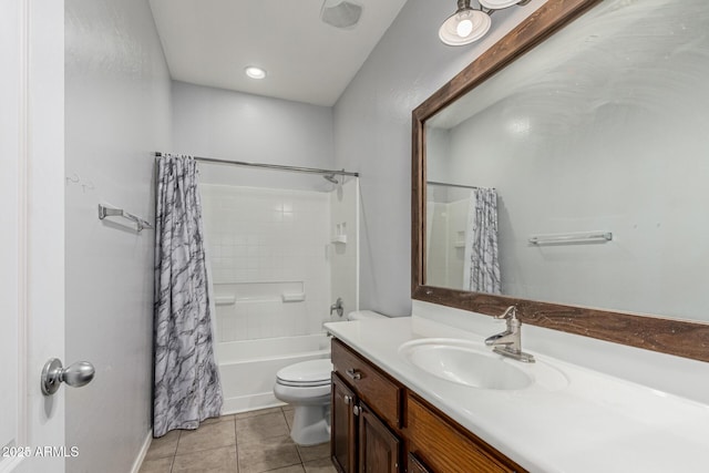 28232 N Abby Cir, San Tan Valley, AZ 85143 - full bath featuring toilet, vanity, tile patterned floors, baseboards, and shower / tub combo