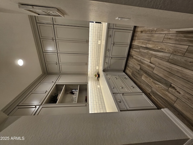 kitchen featuring gray cabinets