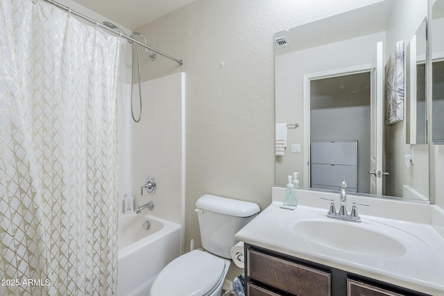 2717 W Bowker St, Phoenix, AZ 85041 - bathroom featuring shower / bath combo and vanity