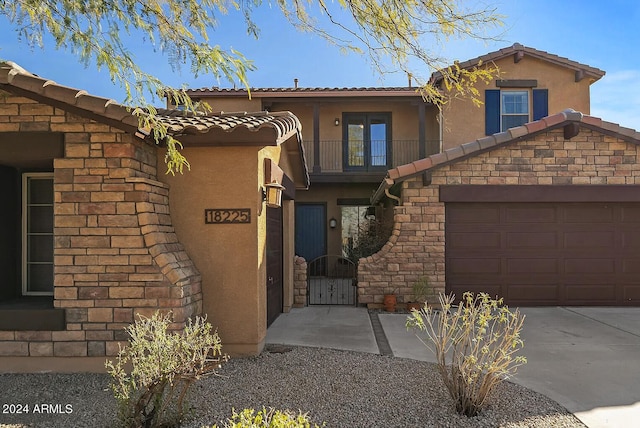 view of front of house with a garage