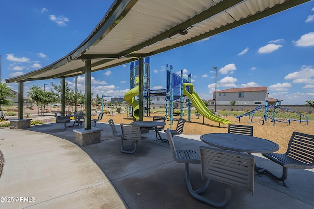 17618 W Medlock Dr, Litchfield Park, AZ 85340 - view of patio / terrace