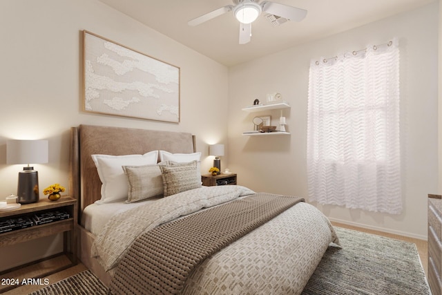 bedroom featuring ceiling fan