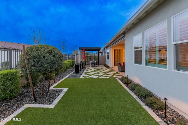 view of yard with a patio area