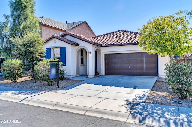 view of front of home featuring a garage