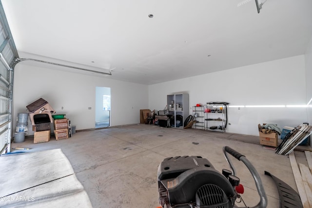 8017 S 143rd Ave, Goodyear, AZ 85338 - view of garage