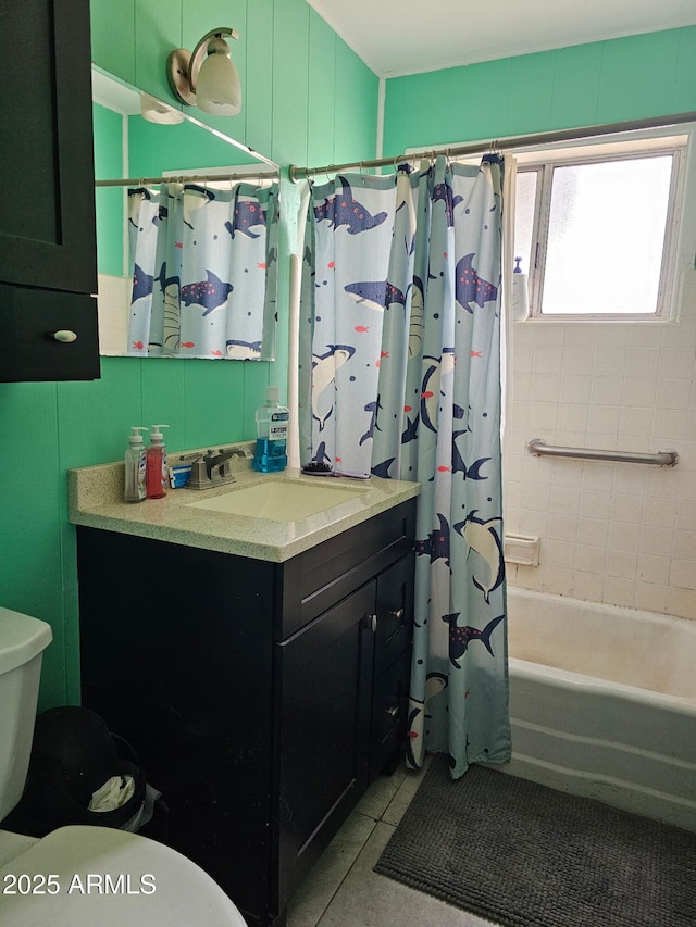 full bathroom featuring vanity, toilet, shower / bath combo, and tile patterned floors