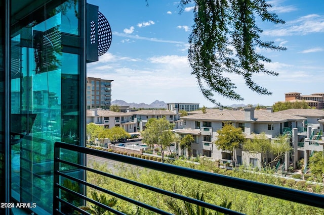 7120 E Kierland Blvd Unit 416, Scottsdale, AZ 85254 - balcony featuring a residential view and a mountain view