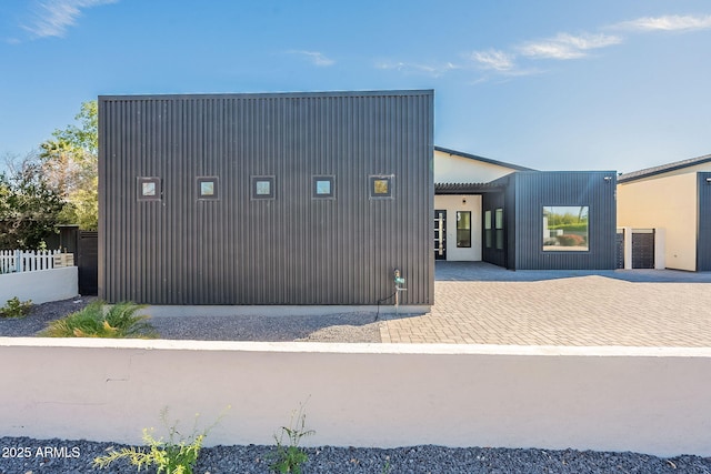 707 E Ocotillo Rd, Phoenix, AZ 85014 - view of property exterior