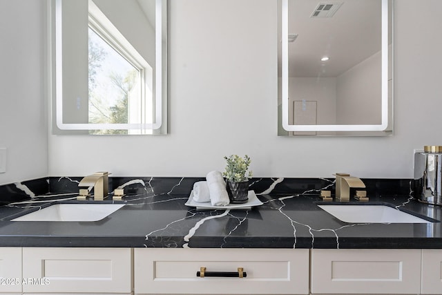 707 E Ocotillo Rd, Phoenix, AZ 85014 - bathroom featuring vanity