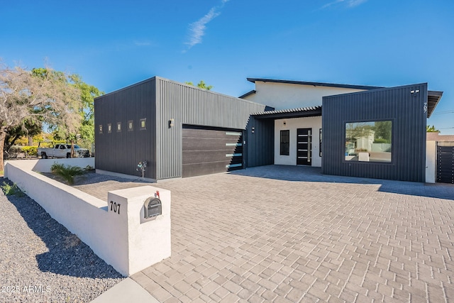 707 E Ocotillo Rd, Phoenix, AZ 85014 - view of front of house