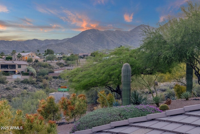 16814 N Boulder Dr, Fountain Hills, AZ 85268 - view of mountain backdrop