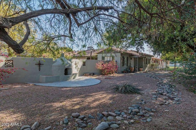 602 E San Juan Ave, Phoenix, AZ 85012 - exterior space featuring a patio