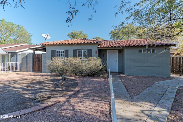 602 E San Juan Ave, Phoenix, AZ 85012 - view of mediterranean / spanish home
