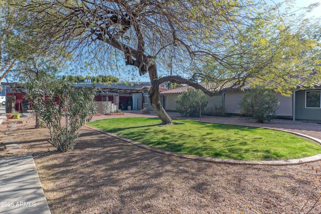 602 E San Juan Ave, Phoenix, AZ 85012 - exterior space with a front yard