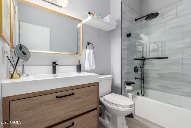 10863 N 117th Pl, Scottsdale, AZ 85259 - full bath featuring toilet, vanity, tub / shower combination, and wood finished floors