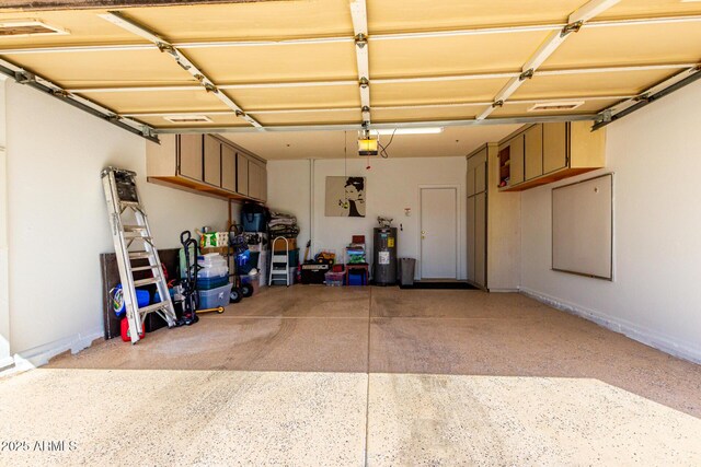 10863 N 117th Pl, Scottsdale, AZ 85259 - garage with water heater
