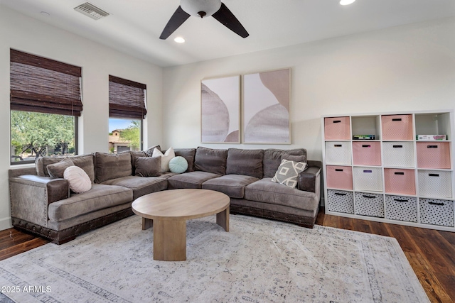 9904 E S Bend Dr, Scottsdale, AZ 85255 - living area featuring wood finished floors, a ceiling fan, and recessed lighting