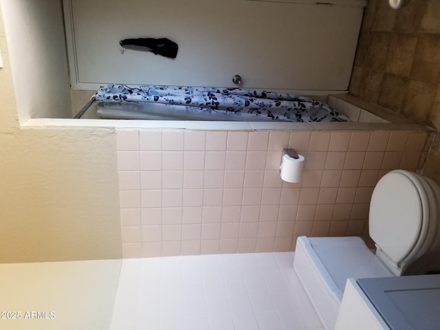 6011 N 33rd Ave, Phoenix, AZ 85017 - bathroom featuring toilet