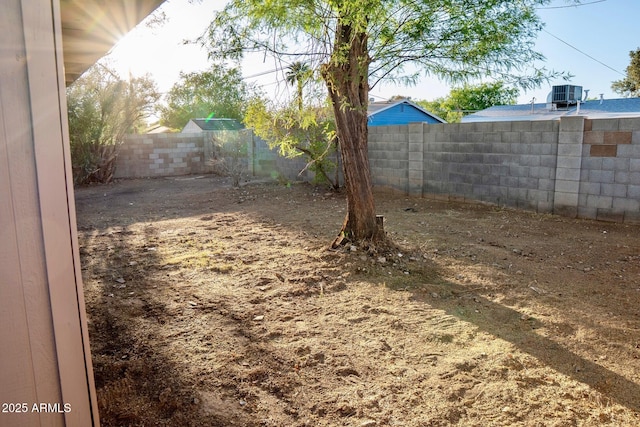 1914 W Colter St, Phoenix, AZ 85015 - fenced backyard featuring cooling unit
